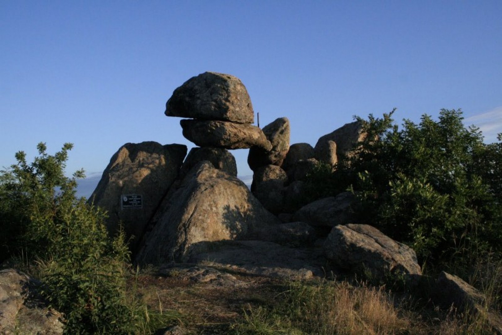 Мегалитът до Бузовград – тайнството на вековете - plovdivtime.bg