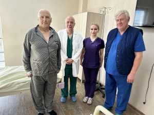 Лекари от Пловдив извадиха кост от пиле, заседнала преди 4 месеца в бронхи на пациент