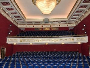 Без театър, изложби, концерти! 40% българи не са ходили на културни събития през последната година