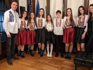 Пловдивската вокална група „Бамбини“ заминава на конкурс в САЩ