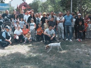 200 доброволци ремонтираха детски площадки и посадиха дървета в акция на Либхер