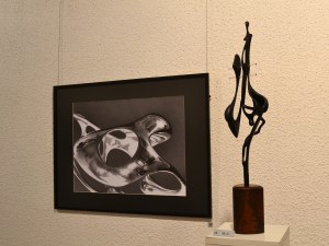Христо Генев гостува със скулптури и фотографии в галерия „Капана“