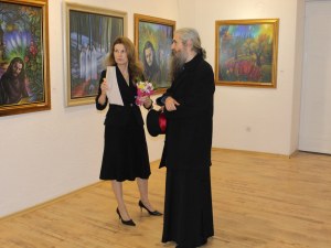 Духовните картини на Милена Велчева посрещат публика в Градската галерия