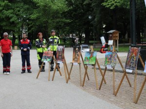 Наградиха победителите в конкурса за детска рисунка „С очите си видях бедата“