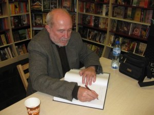 Напусна ни пловдивският поет Иван Странджев