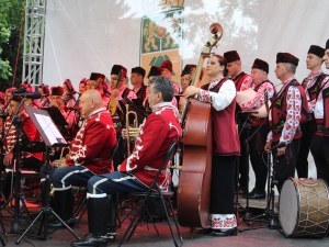 Ансамбъл „Тракия“, оркестрите на БНР и „Канарите“ с общ концерт на Античния театър