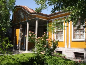 Разглеждаме символите на културата и архитектурата на Филипопол