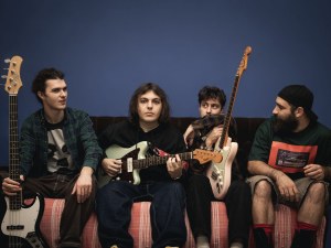 Инди рок бандата Sunblinds с безплатен концерт на сцената на Античния одеон