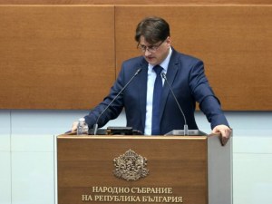 Съюзът на артистите с остра реакция срещу Бачев след скандала
