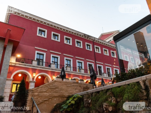 Черен петък в Драматичния театър с 50 процента отстъпка за 37 представления