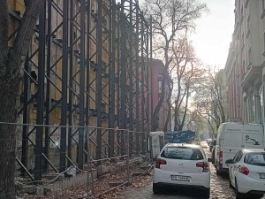 Първият етаж на склада Кудоглу става обществено пространство