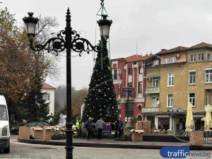 Пловдив посреща 2026 г. с грандиозен спектакъл „ROOTS & BEATS“ на пл. „Стефан Стамболов“