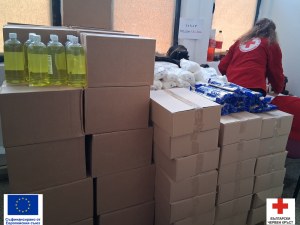 Над 250 човека раздаваха пакетите за нуждаещи се в Пловдивска област