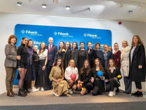 Fibank представи традиционния си благотворителен календар в подкрепа на художествената гимнастика