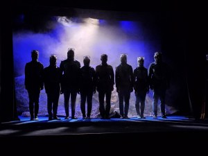 Кукленият театър “отвори“ магична кабина за смелост и добро с най-новия си спектакъл “Пук“