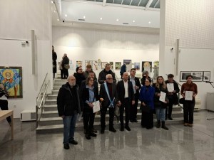 Васил Стоев с Наградата на кмета на Годишната изложба на ДПХ