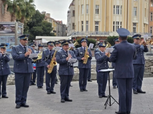Военният духов оркестър с благотворителен концерт в Историческия музей в Пловдив