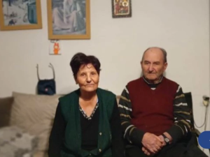 Шест десетилетия семейни традиции: Коледният дух, който Генчо и Недялка Минчеви от Брезово продължават да съхраняват