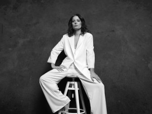 Алекс Сърчаджиева разказва лични истории в “На живо и отвъд това“ в Пловдив