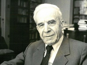 Документална изложба разказва за наследството на Петър Динеков в Пловдив