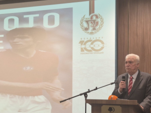 Плеяда от легенди и президент уважиха представянето на книгата за големия Христо Бонев