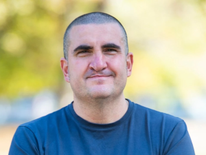 Историк: Изкуственият интелект е ключ към промяна, но учителят остава стражът на човешкото