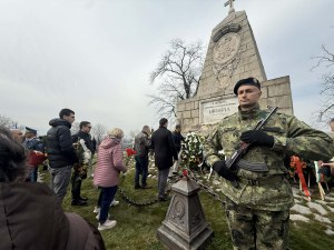 Стотици почетоха 148 години от Освобождението на България на Бунарджика