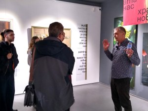 Атанас Хранов разкри технолотичните тайни на картините си пред ученици от Сценични кадри