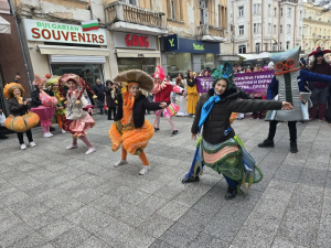 Отбелязваме Международния ден на детската книга с пъстро карнавално шествие