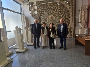 Почит за дарителите: Археологическият музей награди Елена Кесякова, Павлина Илиева и Румен Манов