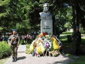 Почитаме Деня на Христо Ботев и загиналите за свободата на България с церемония в Пловдив