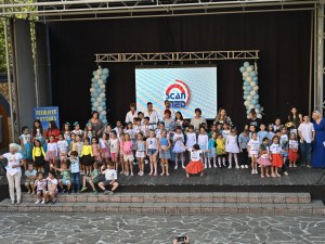 „Пеещите котенца и приятели“ превърнаха лятно кино „Орфей“ в сцена на детските мечти
