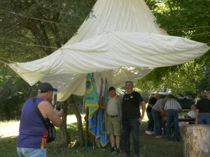 Парашутисти от цялата страна се събраха в Калофер за първия национален събор ВИДЕО