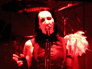 Hills of Rock 2026 Ден 2: Мерилин Менсън превърна първата нощ в готически ритуал