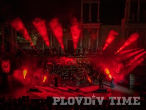 Гърците от Septicflesh подариха на Пловдив взривяващ спектакъл на Античния театър