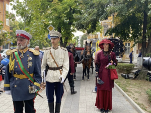 С възстановка и тържествена церемония Пловдив отбеляза Независимостта на България СНИМКИ+ВИДЕО