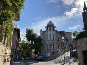 Общината плаща 300 000 евро за частния дял на Къщата с кулата, отказа да продаде друга ценна сграда